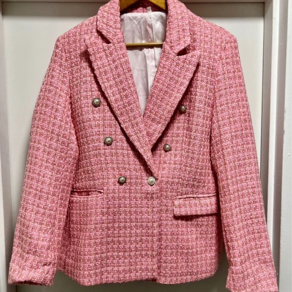 Elegant Pink Tweed Blazer for Women